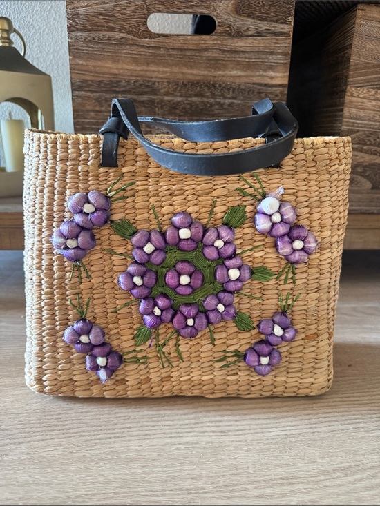 kate spade Handbags - kate spade Natural Straw Tote with Purple Floral Embroidery and Black Handles
